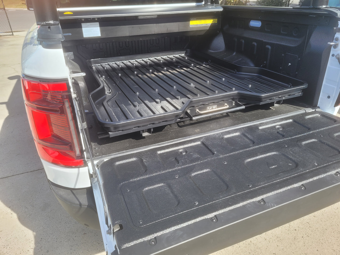 Byd shark slide out tray