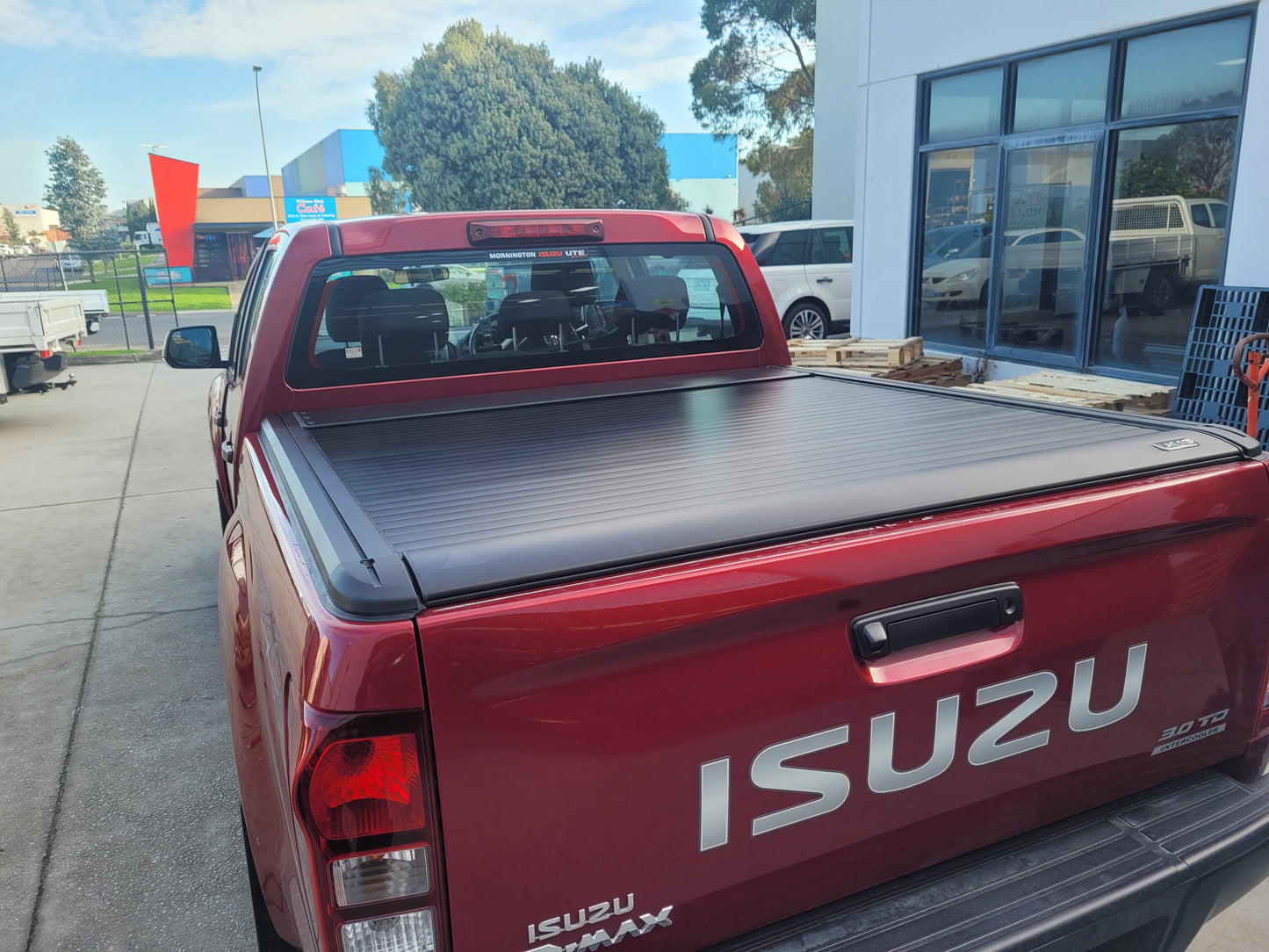 Isuzu Electric Roll Top Dual Cab Utes