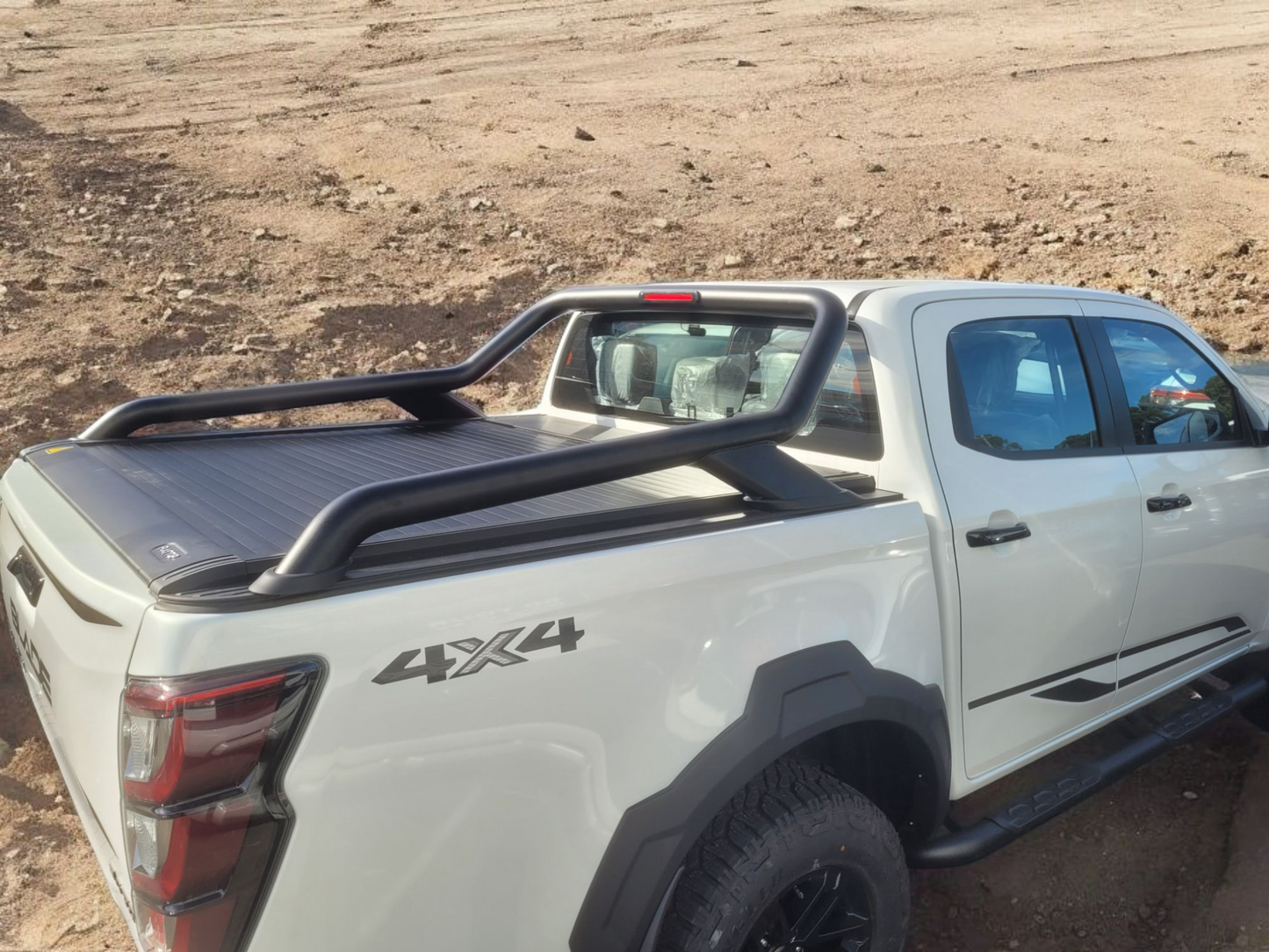 Isuzu Roll Top Electric HD5 Dual Cab Utes