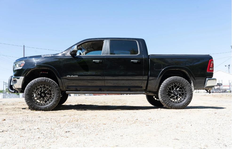 Electric Side Steps RAM 1500 dt only