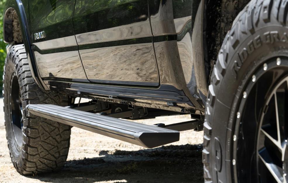 Electric Side Steps RAM 1500 dt only