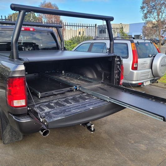 Mounted Ladder Rack In Black For all Utes