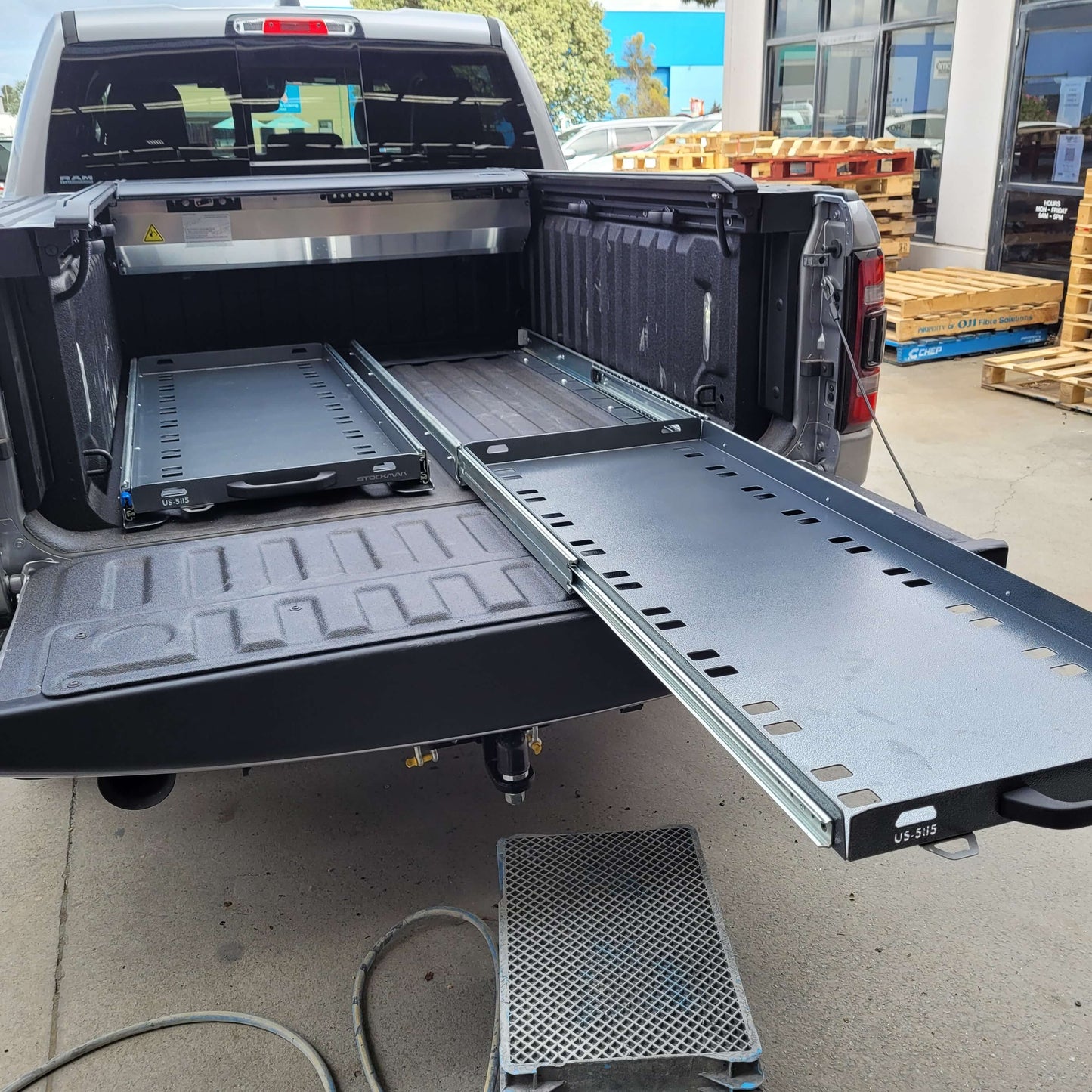 Modular Pull-Out Slide Tray for Isuzu Utes
