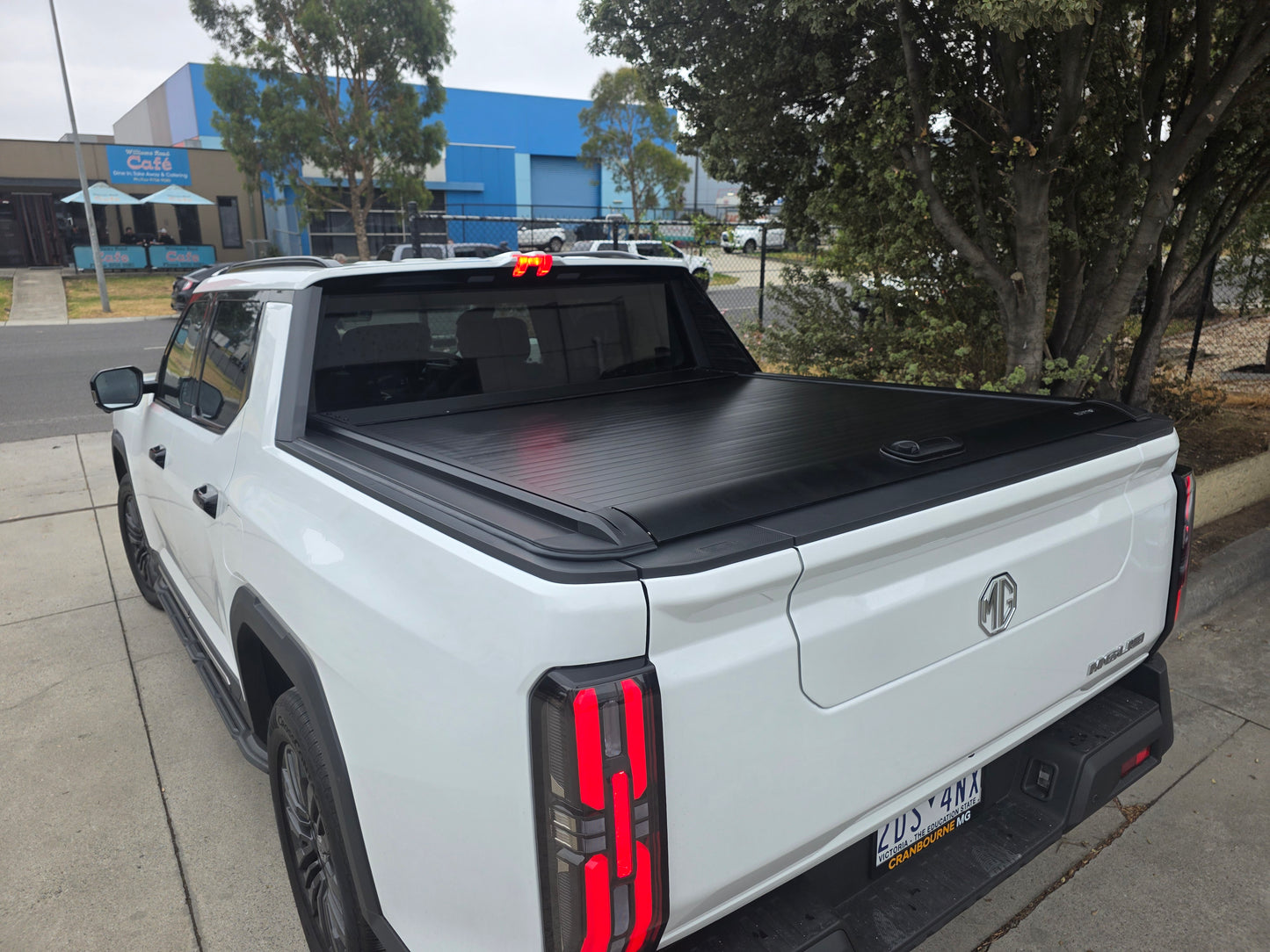 Mg U9 Ldv Terron Premium Roll Top  installed