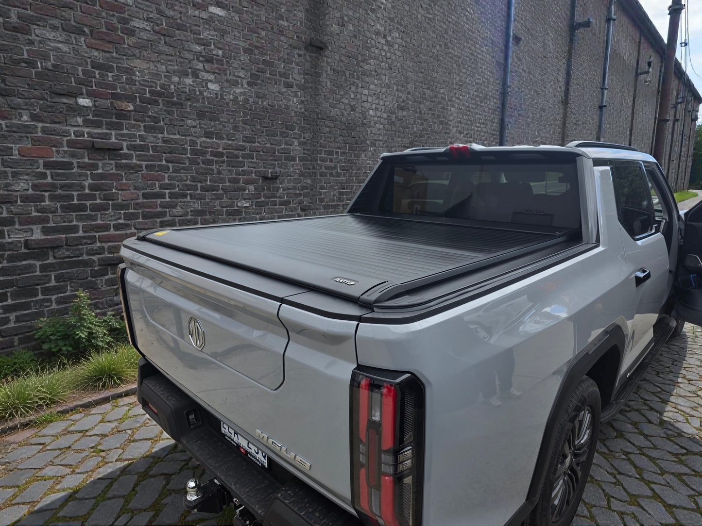 MG U9  Roll Top Hd5.5